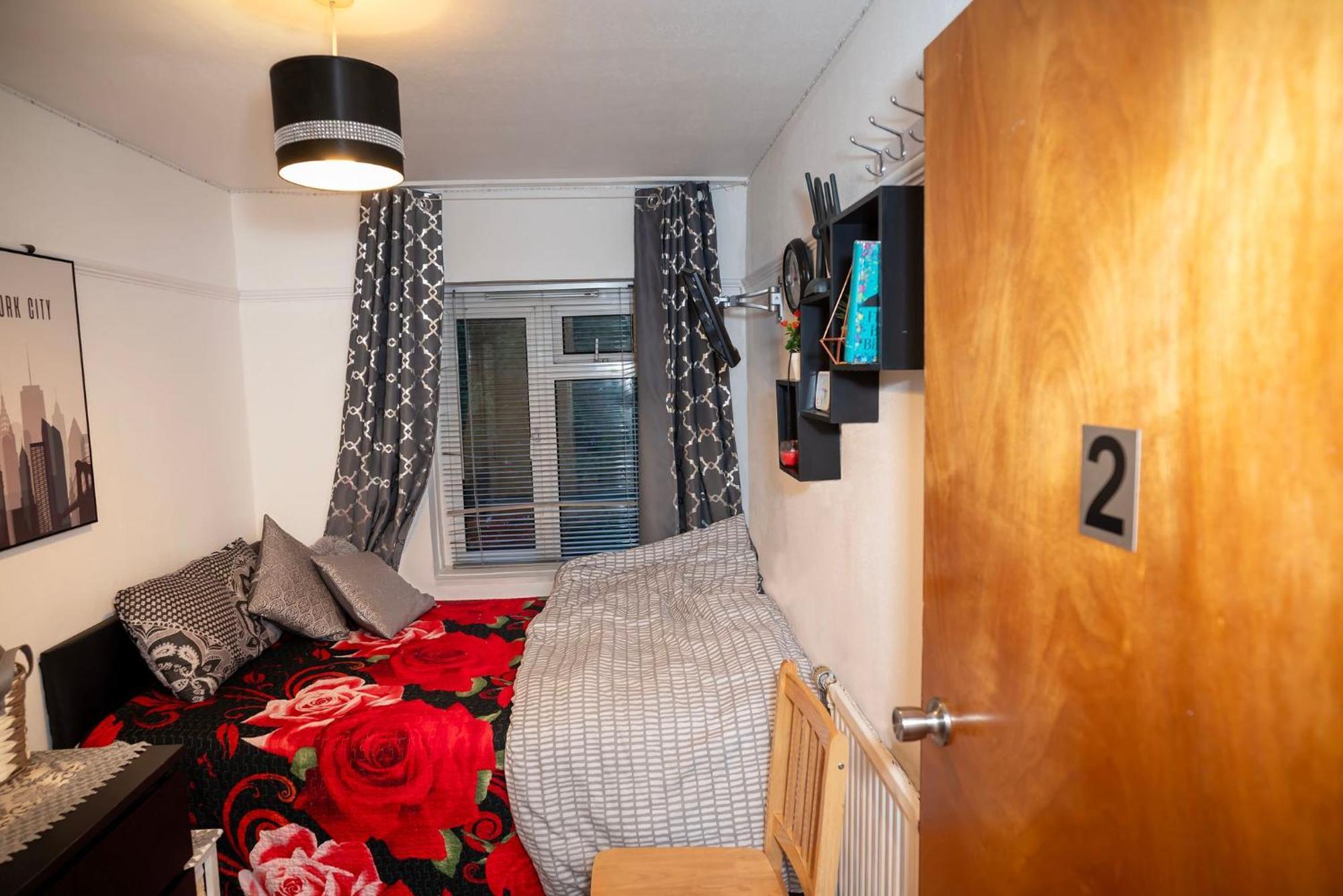 4 Bedroom House Rented By The Bed & Breakfast